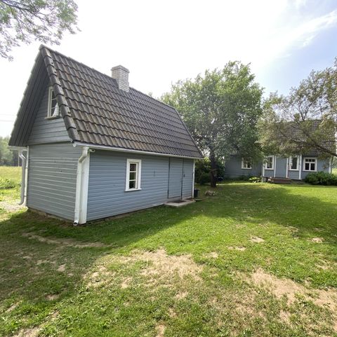 Saunamaja hoovis